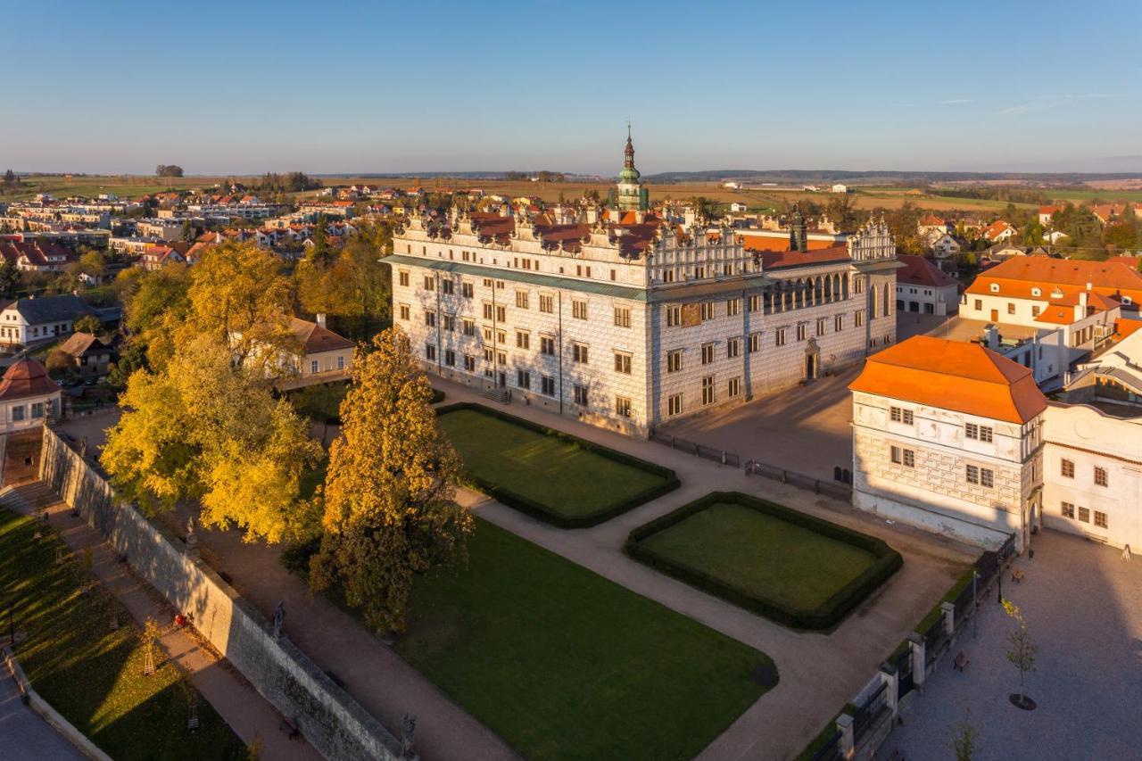 Zamecky Hostel Litomysl Exterior photo